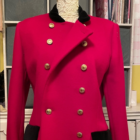 Dior Cherry Red and Black Trench Coat - Picture 4 of 9